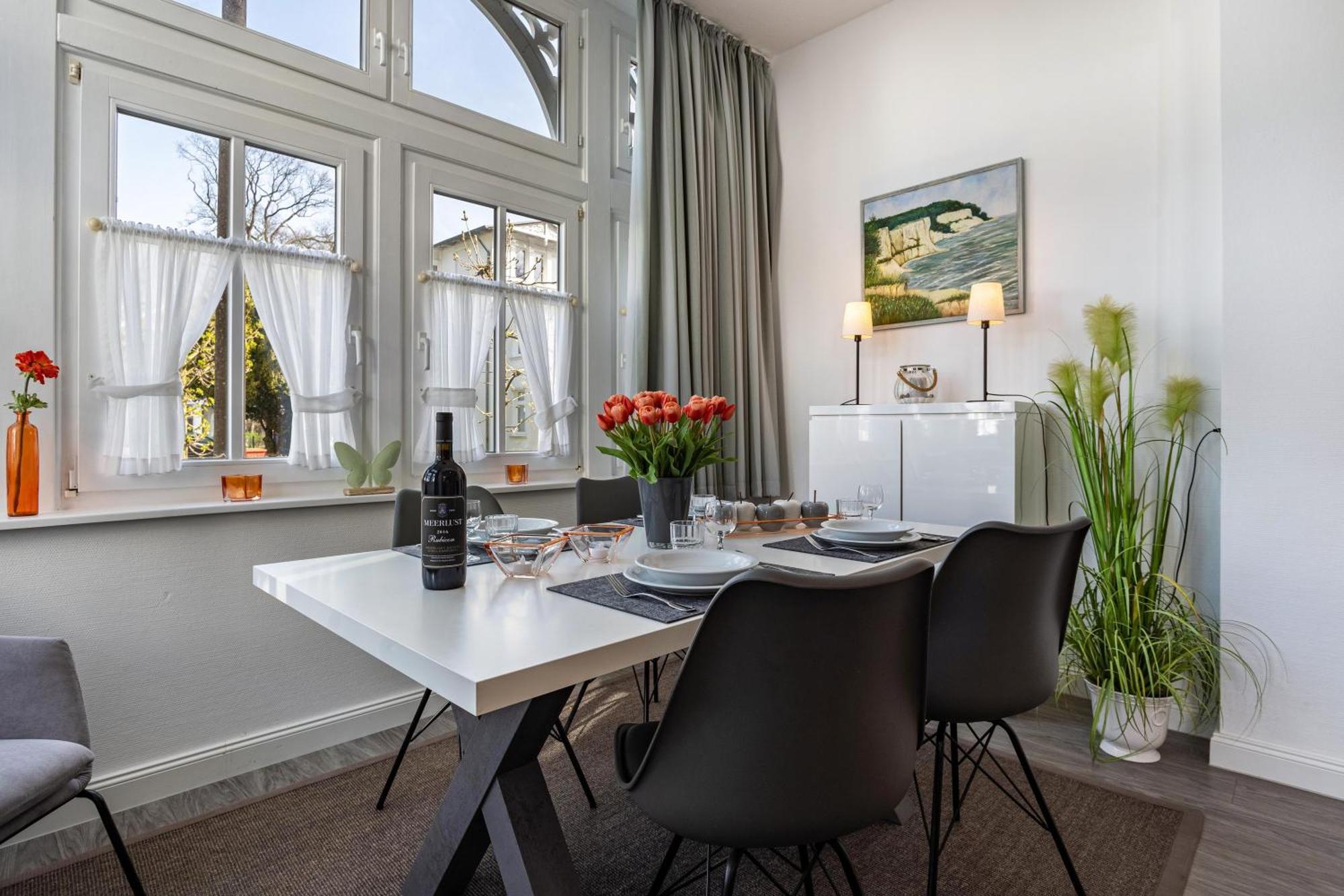 Jenseits Von Eden In Der Eden Apartment *